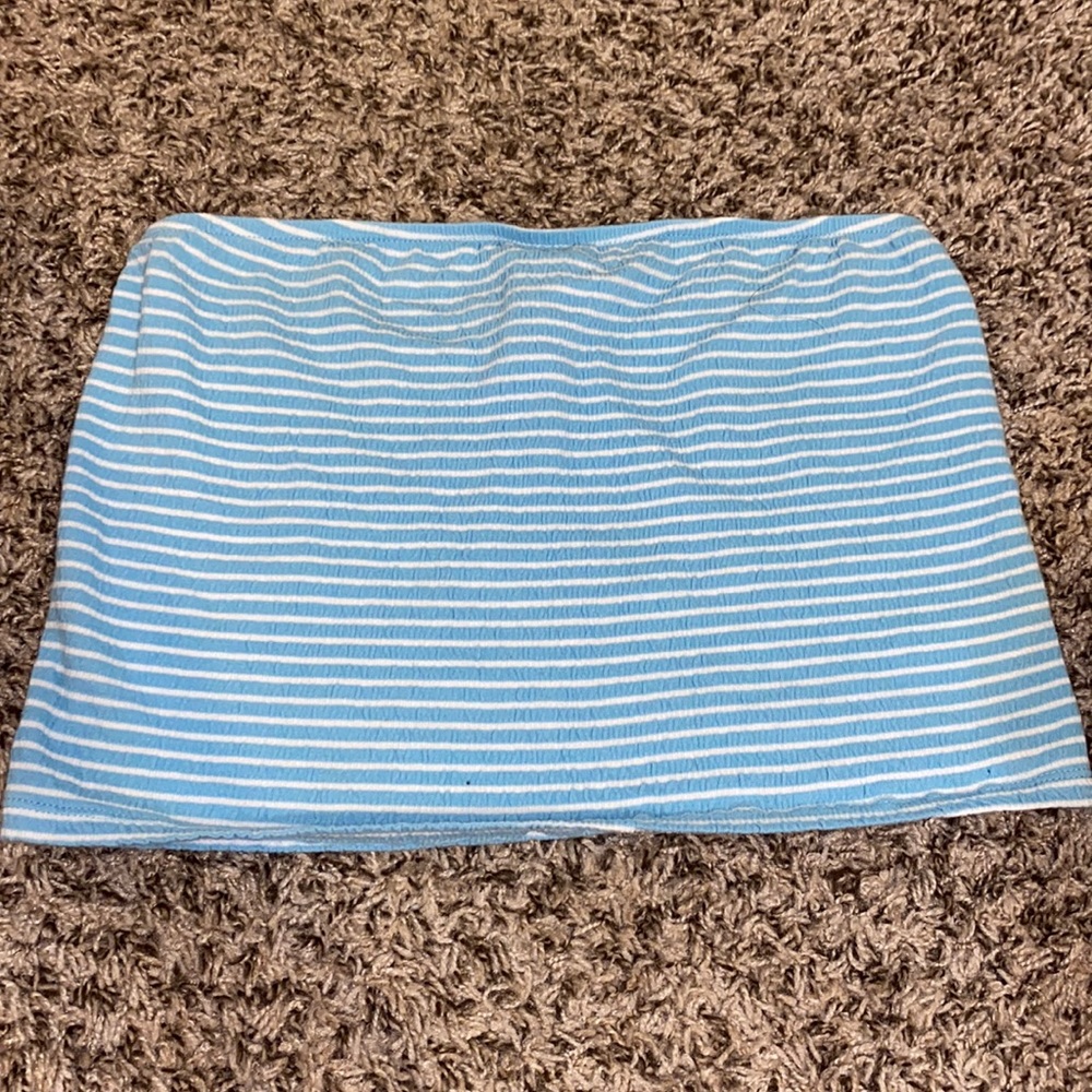 White and light blue tube top